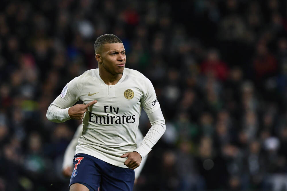 周总理晚年总提起：别忘了台湾那两位老朋友。他们究竟是谁？